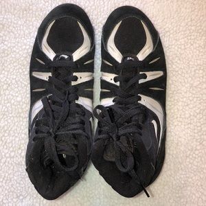 Wrestling shoes